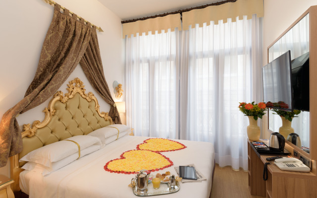 Unahotels Ala Venezia - Adults Only