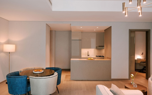 Aura Suites