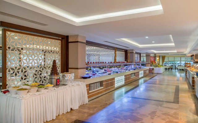 Green Max Hotel