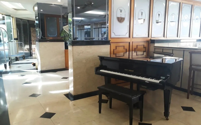 Cristal Palace Hotel