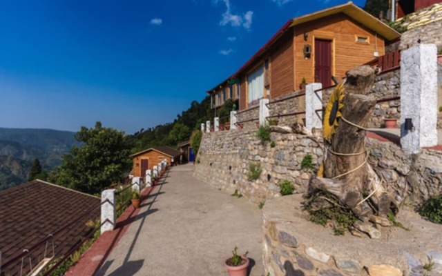 Seclude Pangot Perch