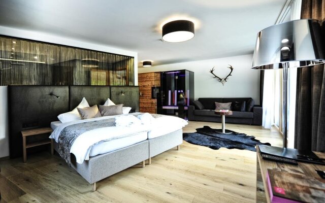 alpslodge LIFE.STYLE.HOTEL.FISS