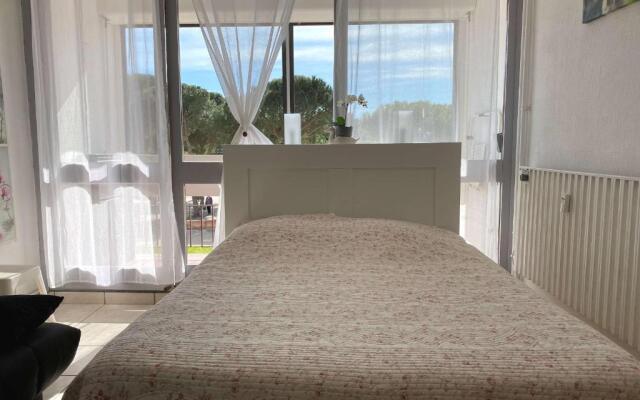 Appartement Balaruc-les-Bains, 1 pièce, 2 personnes - FR-1-553-24