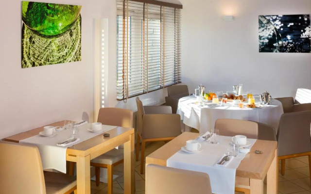 Hotel Carcarille - Restaurant le C