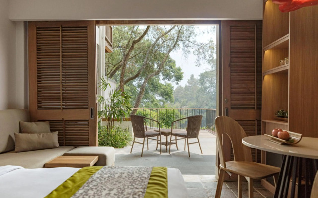 Novus Giri Resort & Spa