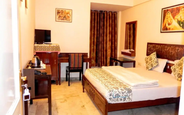 Hotel Kishan Kunj