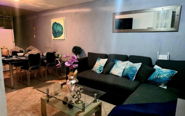 Serene Retreat in Historic San José de los Olvera