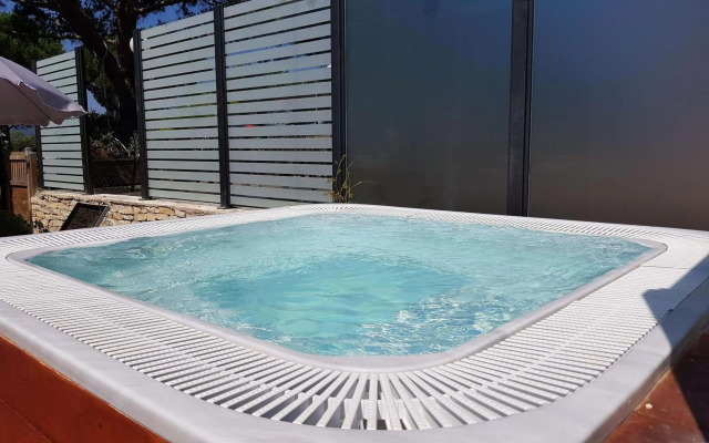 ibis Styles Fréjus Saint-Raphaël