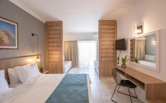 Selini Suites & Waterpark