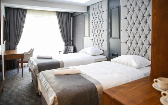 New Gate Hotel