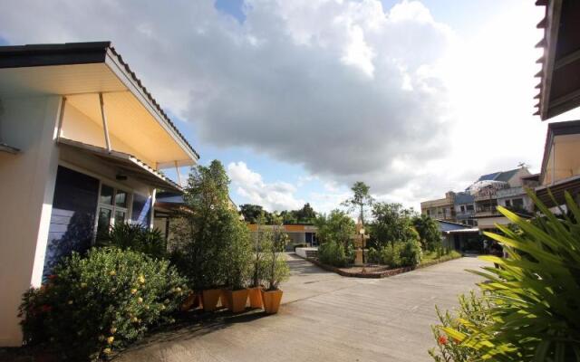 Topaas Resort And Swimmimg Pool