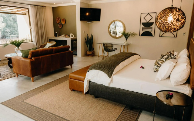 Bambuu Lakeside Lodge