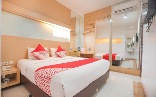 OYO 172 Gunung Sahari 12 Residence