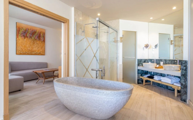 Hotel Zahara Beach by Q Hotels