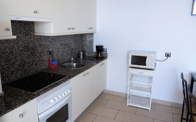 Apartment Poris with Sea View and Pool