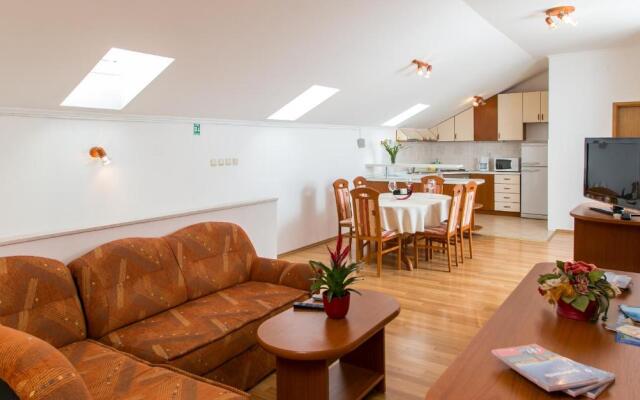 Apartments Mariana