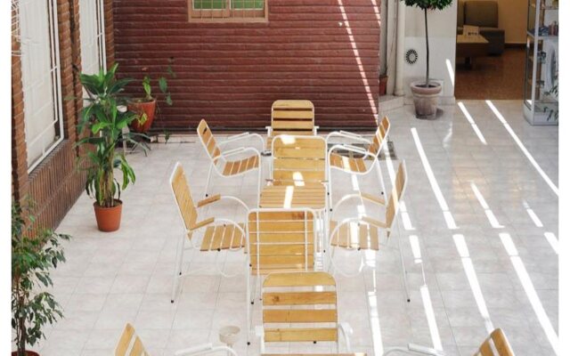 Garden Hotel