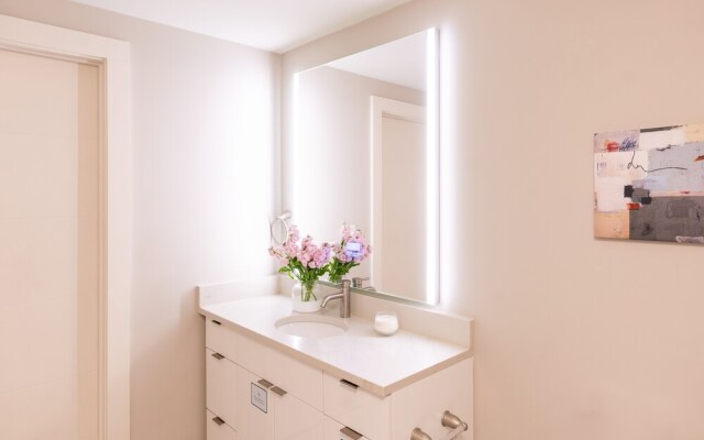 Walthall Lofts Apartments by Barsala