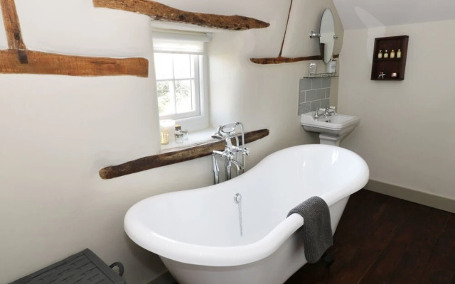 Ivy Cottage