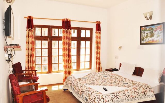 Hotel Kesaar Palace