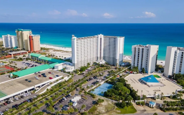 Pelican Beach 2009 1 Bedroom Condo