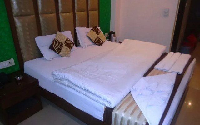 Hotel Guruvas Inn