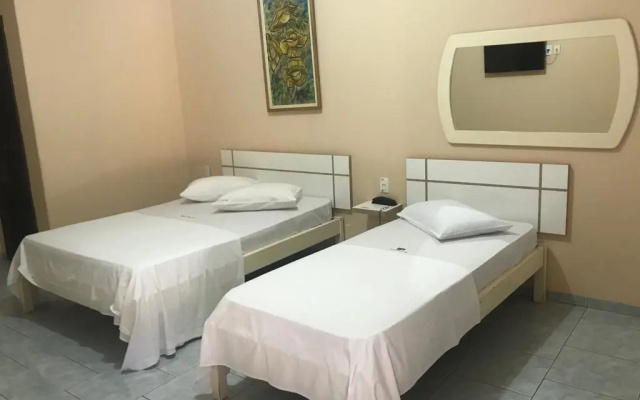 Marathi Park Hotel