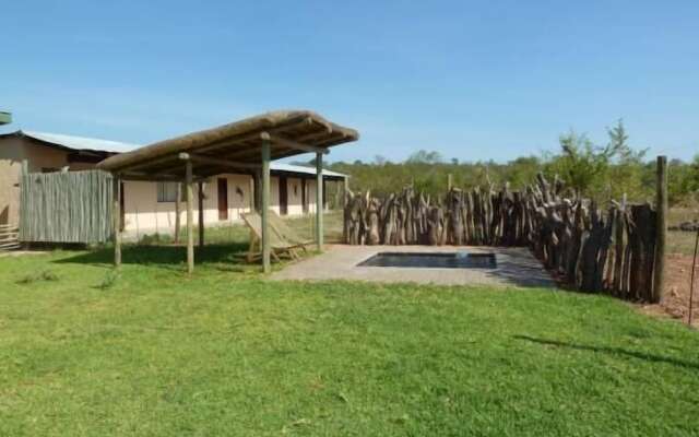 Muweti Bush Lodge