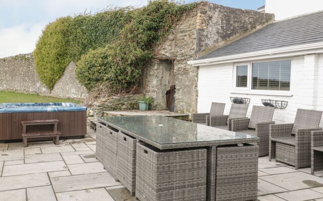 House Of Anglesey, Amlwch