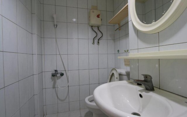 Feng Chia Love Heart