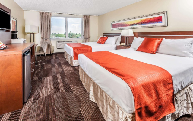 Bedfort Inn & Suites