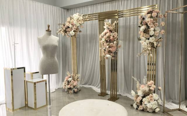 Jewel In the West 48A