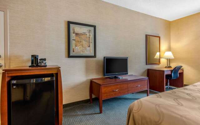 Quality Inn & Suites Benton - Draffenville