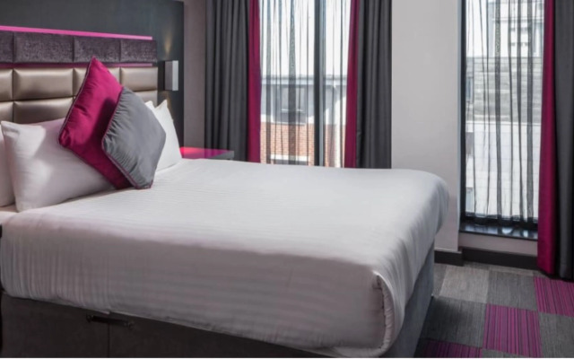 Aparthotel Roomzzz Nottingham City