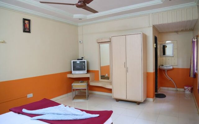 Darya sarang resort & Beer shopee