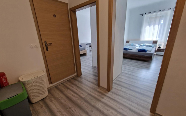 Secret Garden Apartment