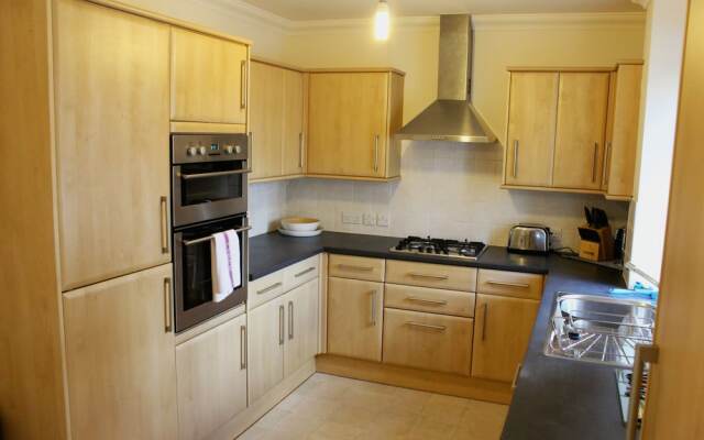 iStay - Bradlaugh House