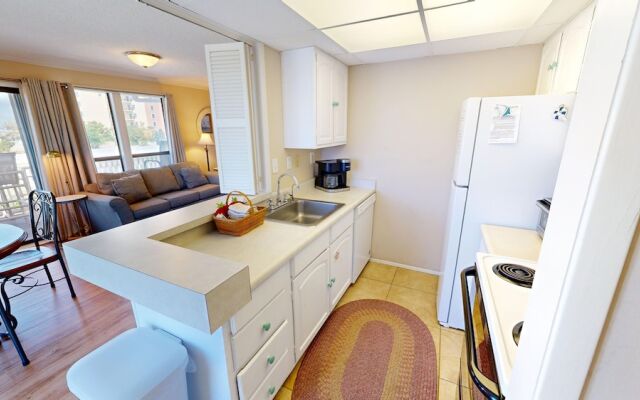 SPC 2021 is a Harbor front 1 BR by RedAwning