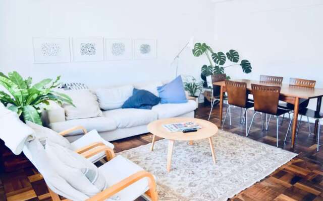 Cozy 1 Bedroom Apartment in Oranjezicht