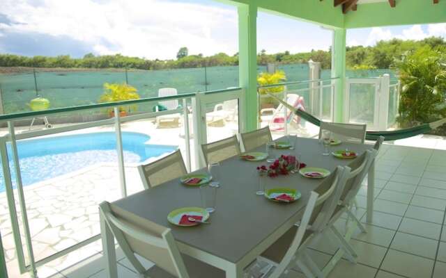 Villa With 3 Bedrooms in Saint-françois, With Private Pool, Furnished