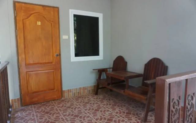 Thumneab Guesthouse