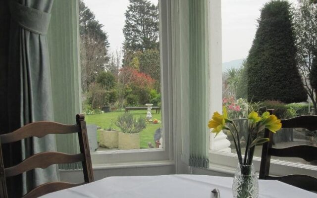 Bron Orme Hotel