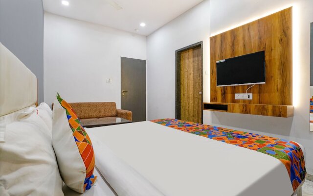 Fabhotel Prime Dumas