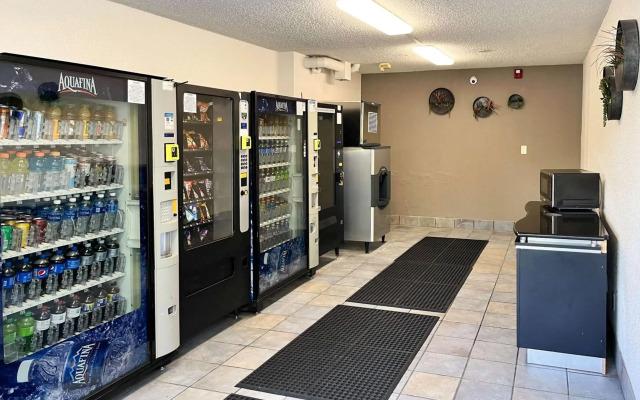 Motel 6 Belmont, CA - San Francisco - Redwood City