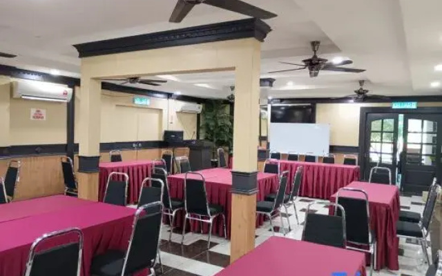 Sera Sentosa Inn