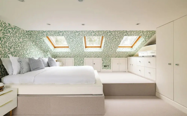 Chiswick Courtyard House