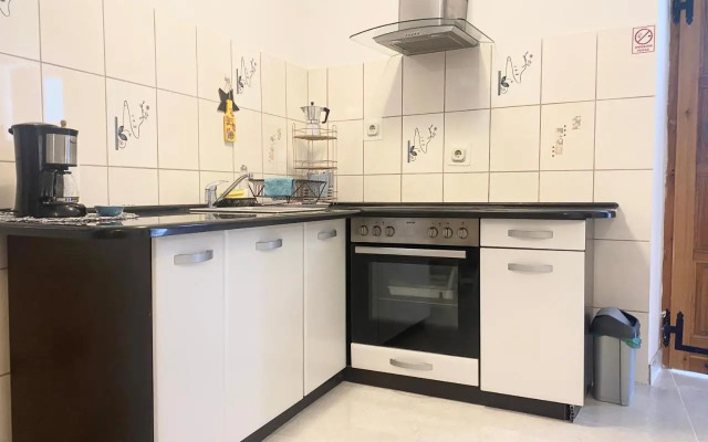 Apartment Center Old Town - 1min to palace