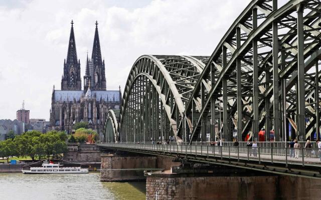 Ibis Koeln Am Dom