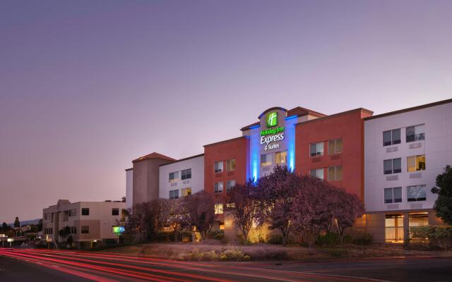 Holiday Inn Express Suites Belmont, an IHG Hotel