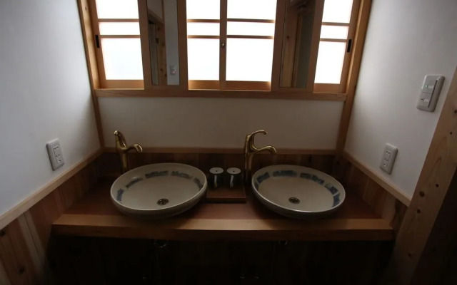 Garaku an Machiya House